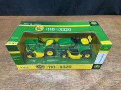 1/16 John Deere 110 + X320 L&G Set Collector NIB Ertl