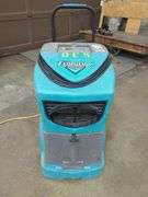 (1) Dri-eaz Evolution LRG Dehumidifier
