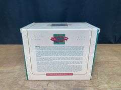 1/16 Farmall H 50th Anniversary NIB Ertl