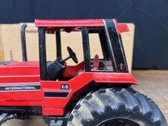 1/16 IH 5488 NIB Ertl