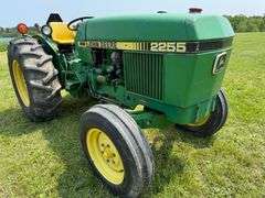John Deere 2255