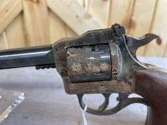 H&R Model 686 .22 LR  DA Revolver