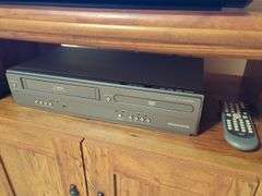Magnavox TV with DVD/VHS Player