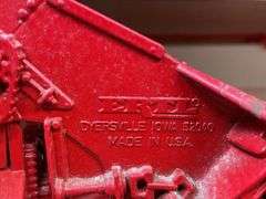 1/16 McCormick Picker Special Edition NIB Ertl