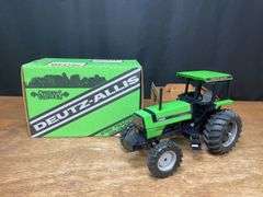 1/16 Deutz-Allis 9150 1988 Orlando NIB Ertl