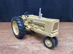 1/16 Cockshutt 570 1987 NFTM Ertl
