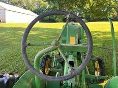 John Deere Model LA