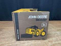 1/16 John Deere Skidder NIB Ertl