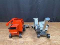 (2) 1/32 New Idea Uni-Harvesters SM