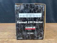 1/16 Farmall 230 NIB Ertl