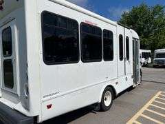 2014 Ford Starcraft E450 Super Duty