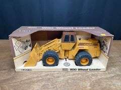 1/16 Case W30 Wheel Loader NIB Ertl