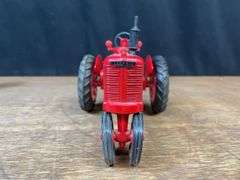 1/16 Farmall H Special Edition NIB Ertl