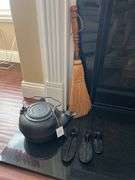 Cast Iron Kettle and Cobble Shoe Forms
