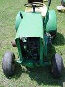 1967 John Deere 112 Round Fender