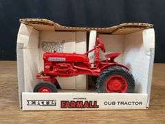 (2) 1/16 IH Farmall Cub NIB Ertl