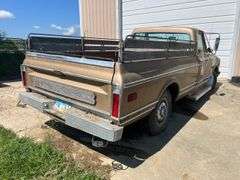 1969 Chevy C20 Custom Camper