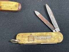 (4) IH Pocket Knives