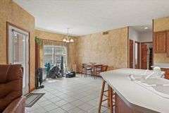 114 Heatherstone Dr. Chatham, IL 62629
