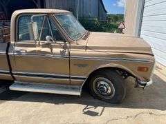 1969 Chevy C20 Custom Camper