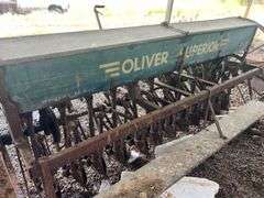 Oliver Superior 8ft Grain Drill