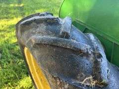 John Deere Model LA