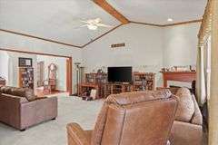 114 Heatherstone Dr. Chatham, IL 62629