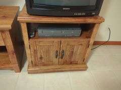 TV Cabinet, Side Table and Lamp Lot