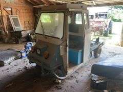 Cushman Truck