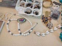 Jewelry - Necklace/Earrings/Braclets