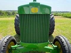 John Deere 820 SN: 8232162 3500 original hours