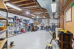114 Heatherstone Dr. Chatham, IL 62629