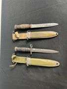 (2)-US M4 Bayonets w/M8A1 Scabbards