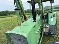 Low Hour Fendt 306LS with Loader