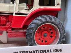 1/16 IH 1066 5 Millionth NIB Ertl