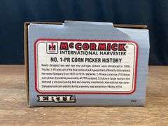 1/16 McCormick Picker Special Edition NIB Ertl