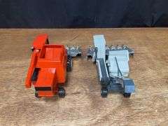 (2) 1/32 New Idea Uni-Harvesters SM