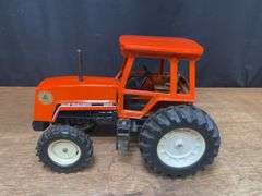 1/16 AC 8010 1982 Reno Ertl
