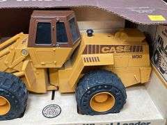 1/16 Case W30 Wheel Loader NIB Ertl