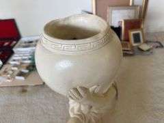 Statue - Women Pot Holding