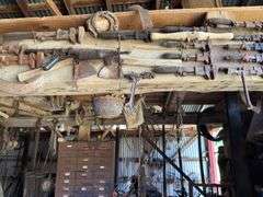 Contents Upper and Lower East Loft - Machine Shed