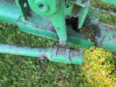 John Deere Model LA