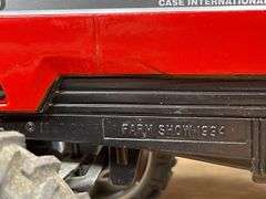 1/16 Case-IH Magnum 7240 1994 Farm Show NIB Ertl