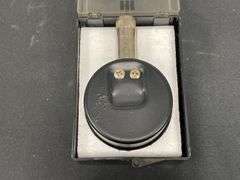 IH Tire Pressure Gauge
