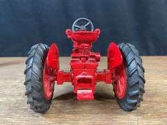 1/16 Farmall H Special Edition NIB Ertl