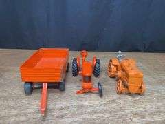 (3) 1/16 AC Tractors + Wagon