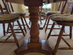 Dining Room table with (6) Chairs - 78" X 42" Top
