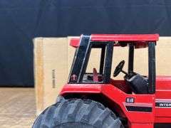 1/16 IH 5488 NIB Ertl