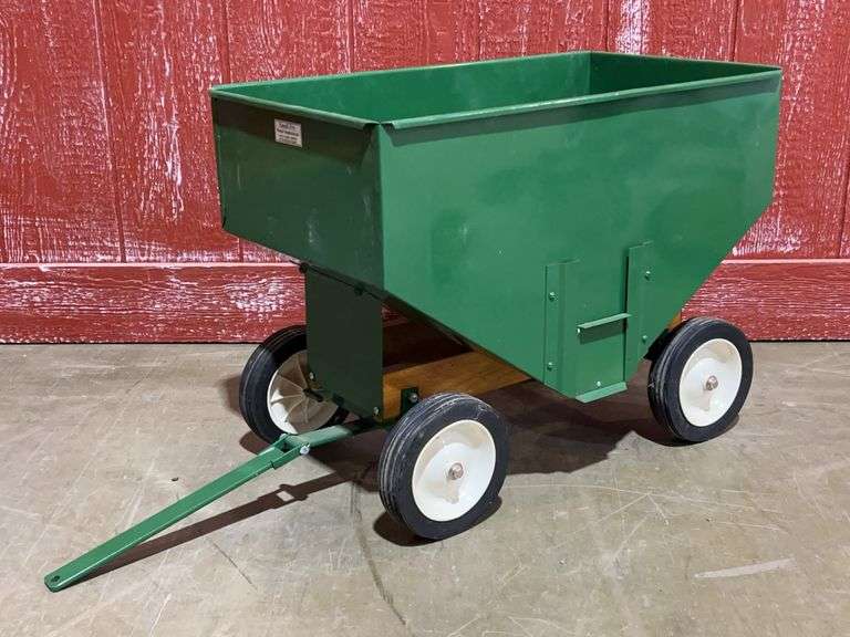 Oliver Pedal Gravity Wagon Small Fry image