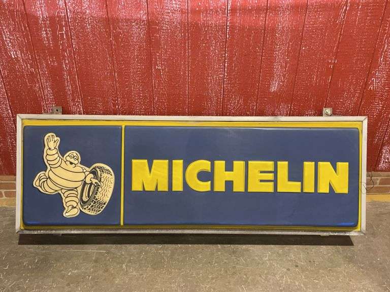 Michelin Lighted Sign image